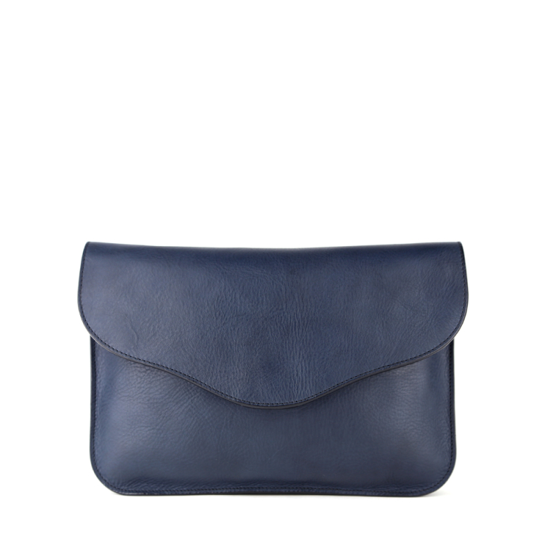 Maddie Shoulder Bag in smooth tumbled leather